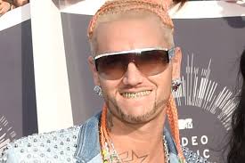 Riff raff (born january 29, 1982) is famous for being rapper. Riff Raff Net Worth How Much Does Riff Raff Make Popnable