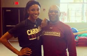They first met in 2014 at a charlotte hornets' game, blackstock is the director of sports marketing at q4 sports. Maria Taylor Bio Verheiratet Ehemann Grosse Gehalt Freund