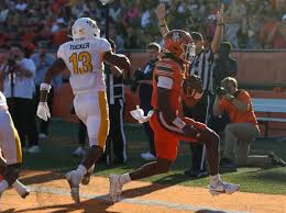 Ann La Rue (1931-2018)