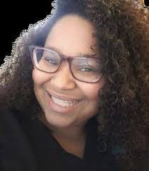 Mia Delaney's Instagram, Twitter & Facebook