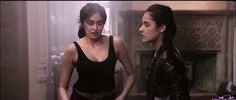 Commando 3 BALLBUSTING Angira Dhar, Adah Sharma Double Kick In The Balls  INDIAN Bb - Aditi Sharma - EPORNER