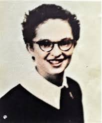 Betty Edgington's Instagram, Twitter & Facebook