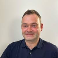 70+ "Andrew Whiting" profiles