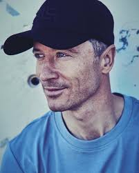 4FxRL9 It's a blend of style and comfort. Check out the collection 4F 💪🏼  #paidpartnership