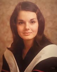 It is with profound sadness that I share that my beautiful little mom Pat  Thomson (Delahunt) passed away today