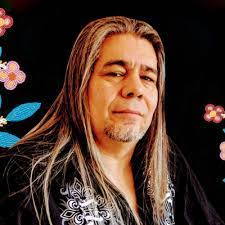 Tom Clowes's Instagram, Twitter & Facebook