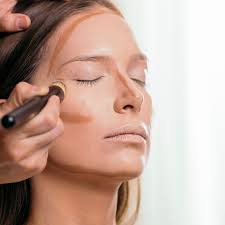 Master the Art of Self-Tanning Contouring with This Beauty Hack