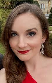 Becky Knott's Instagram, Twitter & Facebook