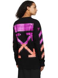 Dein online shop für street & skatewear. 5 Best Women S Streetwear Brands Luxury Streetwear For Women