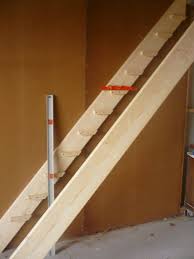 realiser un escalier simple en bois le blog de etienne et lila en 2021 escalier bois fabriquer escalier bois fabriquer escalier