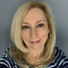 Kathy Ecke's Instagram, Twitter & Facebook