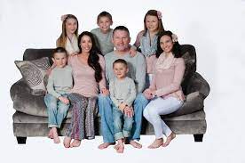 Hours may change under current circumstances Valeri Furniture Home Facebook