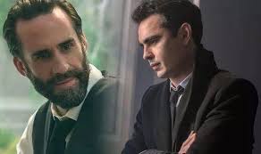 Commander Waterford! He's an awesome actor! Joseph Fiennes.