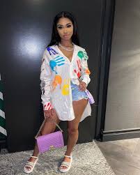 Danielle Linzy (artbydlinzy)