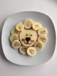 En tartas como la strudel o la tatin, en buñuelos o alegrando un simple bizcocho. Banana Y Manzana Comidas Divertidas Para Ninos Recetas Cocina Comida Divertida Para Ninos Comida Creativa Para Ninos Comidas Para Ninos