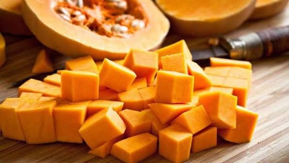 Cách làm bí đỏ luộc ngon ngọt dẻo bùi dinh dưỡng chuẩn vị bằng nồi