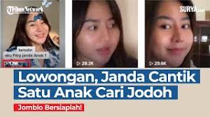 Download lagu janda muslimah cantik t mp3 dapat kamu download secara gratis di metrolagu. Jomblo Bersiaplah Janda Cantik Satu Anak Cari Jodoh Di Medsos Youtube