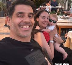 🆕📸 #CanselElçin & #ZeynepTuğçeBayat 🤍 Familia hermosa ❤️  #actoresturcosbellos