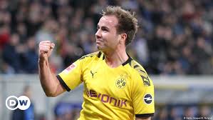 Club legend willi lemke asks for new salary cuts for werder bremen players. Bundesliga Transfer Deadline Day World Cup Winner Mario Gotze Joins Psv Eindhoven Sports German Football And Major International Sports News Dw 07 10 2020