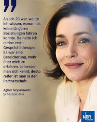 Aglaia Szyszkowitz hat bei DAS! nicht nur über ihre neuen TV-Projekte  gesprochen, sondern auch über ihren Weg zurück nach einer schweren  Lebenskrise. Die beliebte österreichischen Schauspielerin im Sofa-Talk:  https://1.ard.de/DAS!_mit_Aglaia_Szyszkowitz