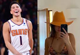 Prior to booker, the kardashian sister, kendall jenner, went out with ryan nassif, julian brooks, and young jinsu. Devin Booker Goes Crazy For His Girlfriend S Kendall Jenner S No Booty Bikini Photoshoot Blacksportsonline