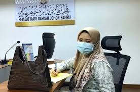 Mengucap dua kalimah syahadah (b.a.i). Hampir 2 Tahun Tertangguh Akhirnya Detik Ucap Kalimah Syahadah Tiba Jua Rupa Rupanya Ustaz Ebit Lew Jadi Inspirasi Nur Tambahan Nama Yang Dipilih Viral Mstar
