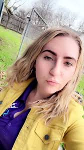 Mom at 16 years old , 4 kids single mother making a way for my kids trying  to show them no matter how hard you fall no matter how off track you get  there is always a way and God is there to back us up ...