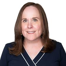 Renee Brooker's Instagram, Twitter & Facebook