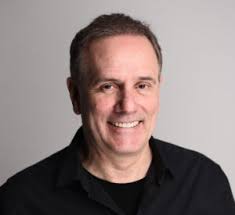 Generationenwechsel bei Lux Elements Julia Lux übernimmt