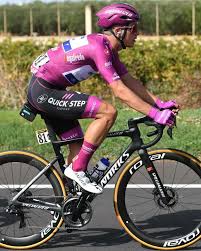 Almeida moves up to sixth as reward for strong final week at giro d'italia. Fullbike Joao Almeida Atleta Chega A Lideranca Do Giro Facebook