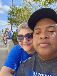 What does the "We have no bananas" sign