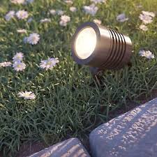 Led Faretto Da Giardino Con Picchetto Interrabile Da Esterno Ip65 4w 210lm 3 Led Illuminazione Esterna Faretti