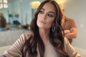 Kyle richards news, gossip, photos of kyle richards, biography, kyle richards boyfriend list kyle richards is a member of the following lists: Kyle Richards Wears Red Spotted Bikini And Fringe Cover Up Photo Style Living