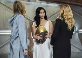 Season 2 episode 15 chapter 78 : My Geeky Geeky Ways Legends Of Tomorrow Season 4 Episode 13 Egg Macguffin