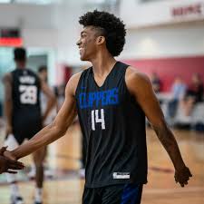 A look at the calculated cash earnings for terance mann. 2019 2020 La Clippers Check In Terance Mann 213hoops Com