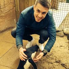 We've been waiting a while for this day and what an experience, welsh fans were incredible #wal @chrisgunter16. Pin By Felix Bendtner On Athlete Ramsey Aaron Ramsey Aaron