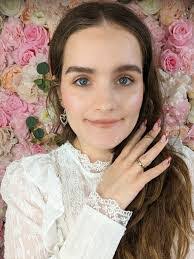 Maria Fundora's Instagram, Twitter & Facebook