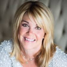 Robin Nix's Instagram, Twitter & Facebook