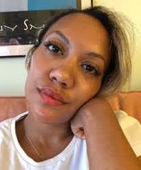 Nov 06, 2019 · however, it's more invasive and more expensive than chin filler injections, costing an average of $2,300. I Got Chin Filler This Is What I Look Like Now