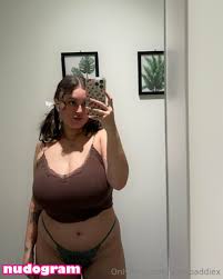 ariesbaddiex Гола изтичане OnlyFans снимка 56 - Nudogram v2.1