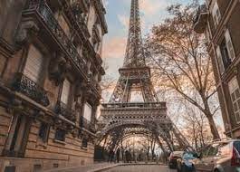 Plan Your Dream Wedding And We Ll Reveal Which Season Matches Your Personality Paris Wallpaper Aesthetic Desktop Wallpaper Vintage Desktop Wallpapers
