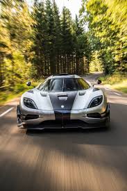 Koenigsegg One 1 Drive A Koenigsegg Http Www Globalracingschools Com Koenigseggsupe Sportivnye Avtomobili Ekzoticheskie Avtomobili Roskoshnye Avtomobili