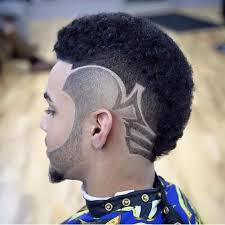 Coiffure Chic 27 Meilleures Coupes Degradees Progressifs Homme Tendance 2020 Coiffures Chics Coiffure Homme Coiffure Homme Barbe