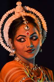 Discover 8 odissi details and indian dance ideas