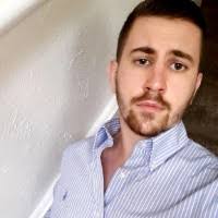 100+ perfiles de «Stainrod»