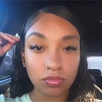 Denise Guardado's Instagram, Twitter & Facebook