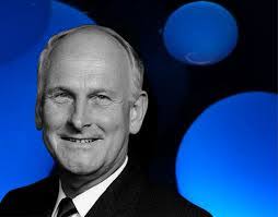 Edward Walker's Instagram, Twitter & Facebook