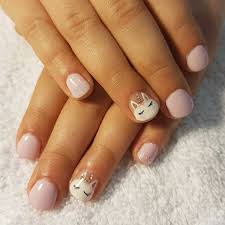 Die Manikure Fur Kinder Mit Einhorn Trendige Nagel Madchen Nagel Susse Nagel