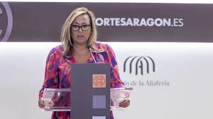 El PSOE insta a Azcón a irse a Madrid "si no quiere gobernar a jornada  completa"