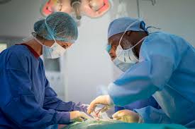 Though ovarian cancer could come back anywhere in your body and cause a wide variety of noticeable problems, it most commonly recurs close to the original cancer in your abdomen, where typical. Surgery For Recurrent Ovarian Cancer Does Not Help Survival National Cancer Institute